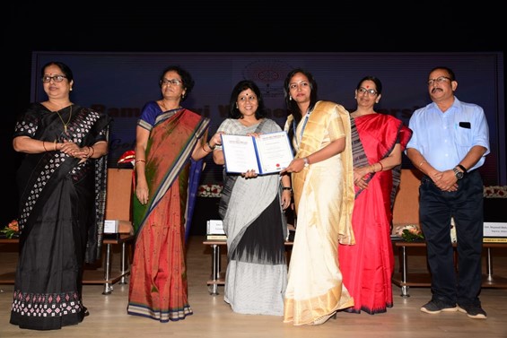 Rama Devi Women's University,Bhubaneswar